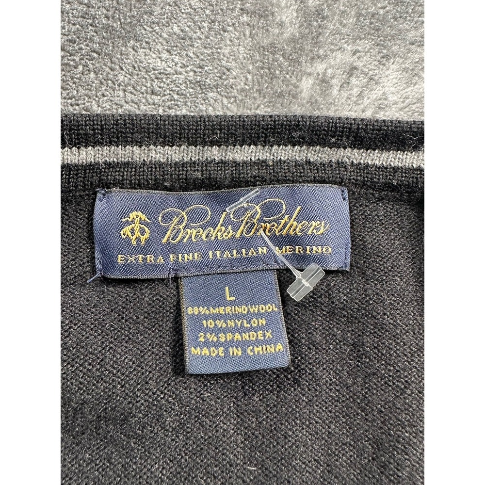 Brooks Brothers Merino Italian  Wool‎ Sweater Men's LARGE V-Neck Pullover Black - Picture 2 of 8
